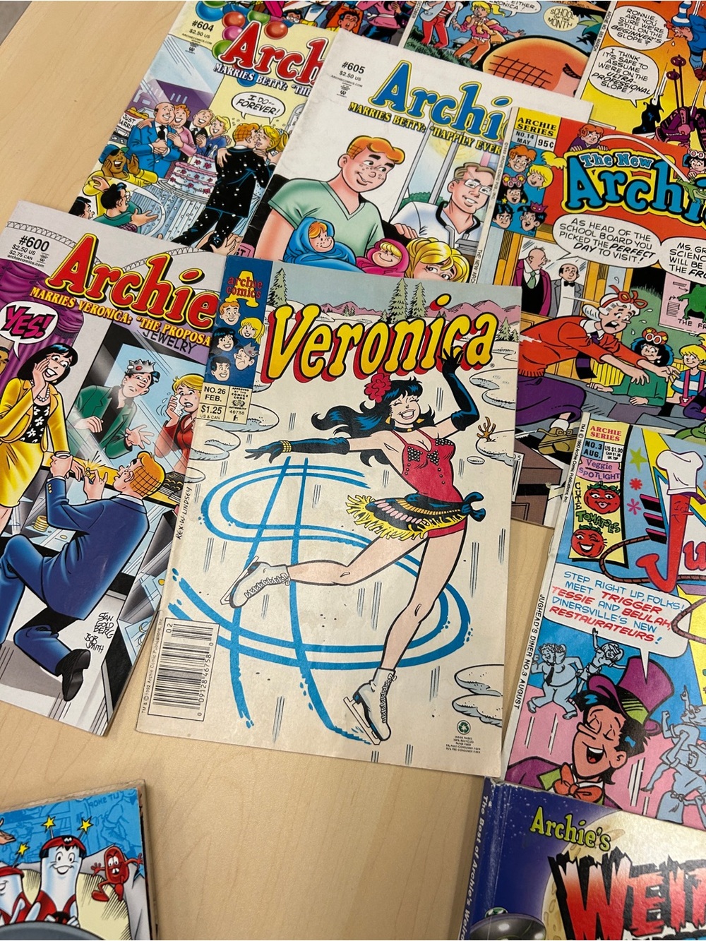 Archie Comics Lot, Approx. 20 Issues - Picture 9 of 10